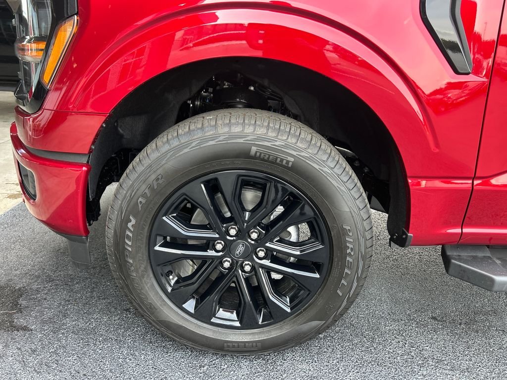 New 2026 Ruby Red Metallic Tinted Clearcoat Ford XLT image 10