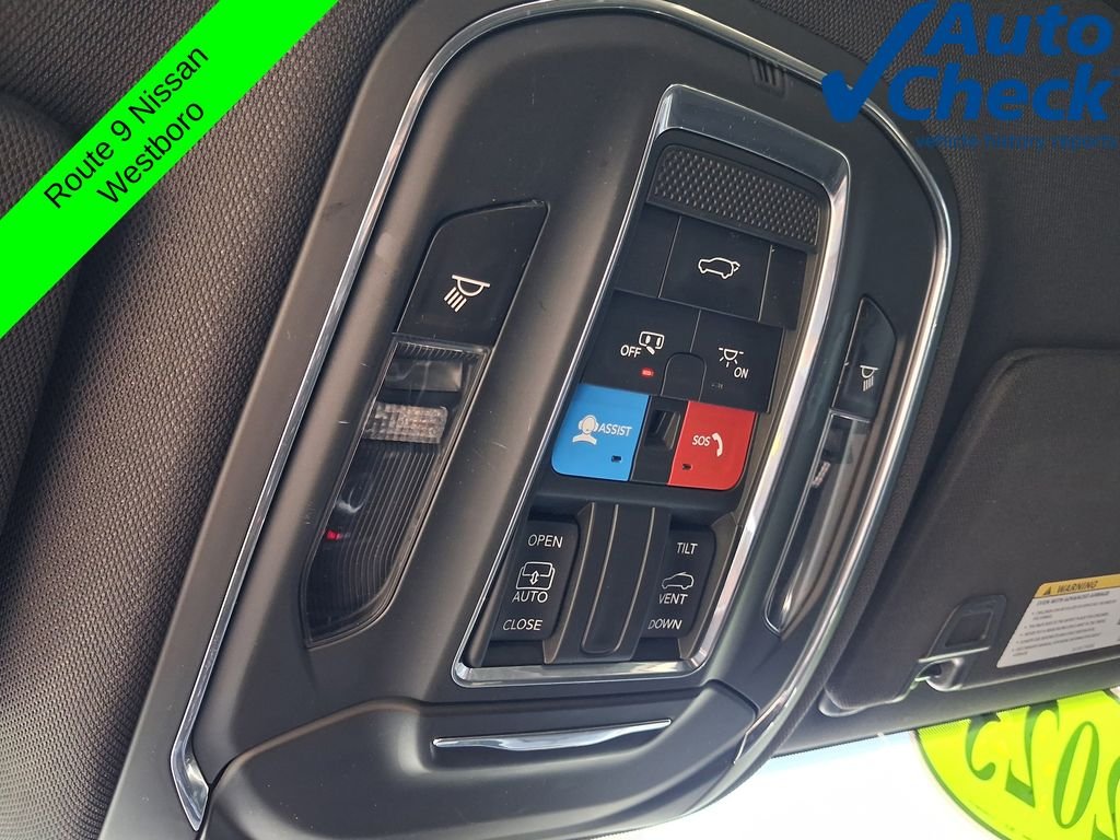 Used 2023 Red Jeep Altitude X image 26