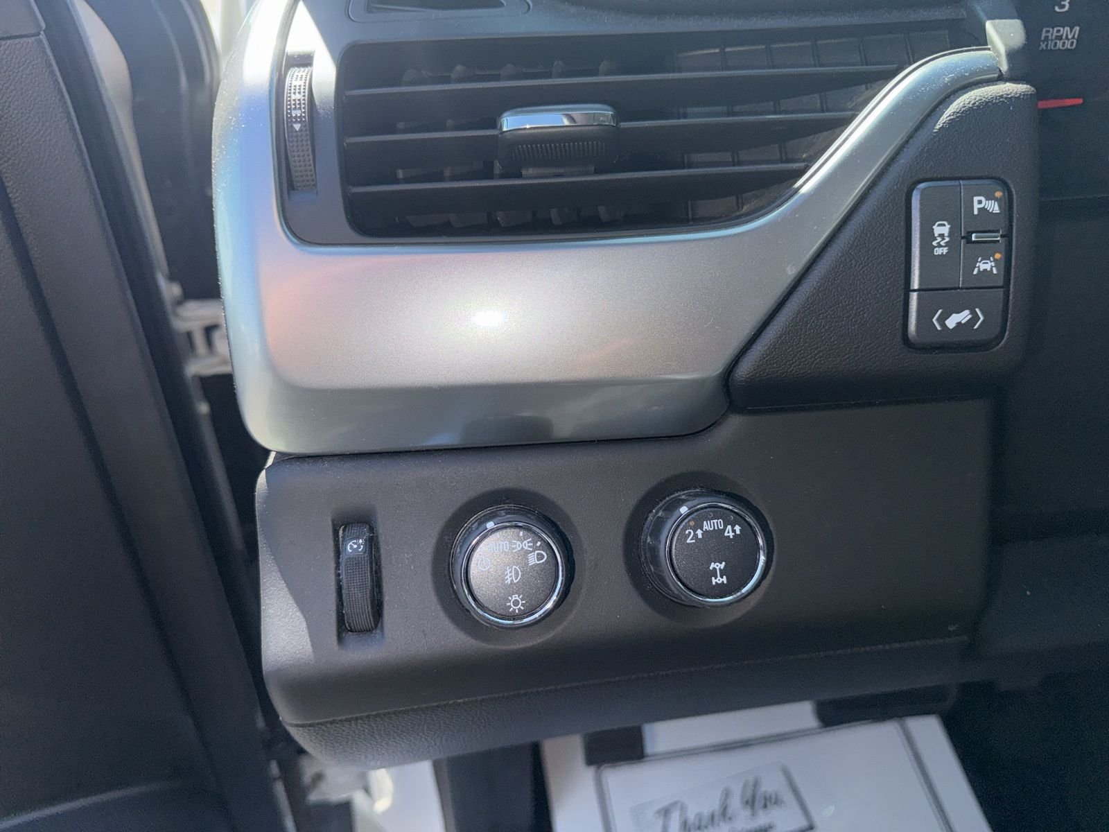 Used 2017 White Chevrolet LT image 12