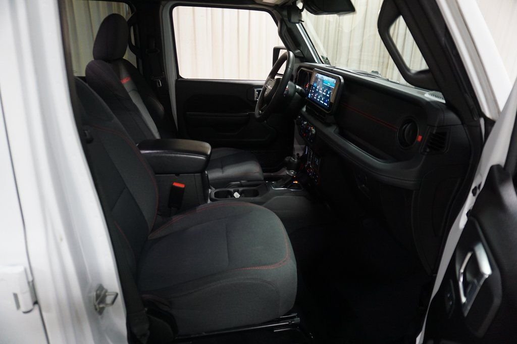 2024 Jeep Wrangler 4-Door Rubicon - Photo 41