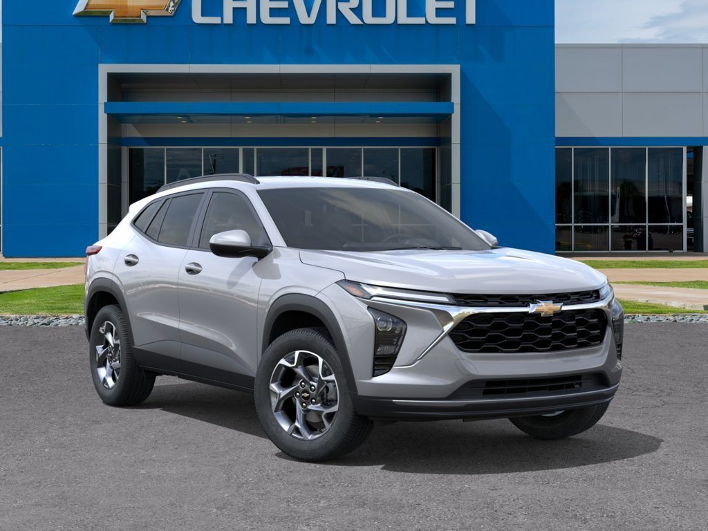 2026 Chevrolet Trax LT - Photo 7