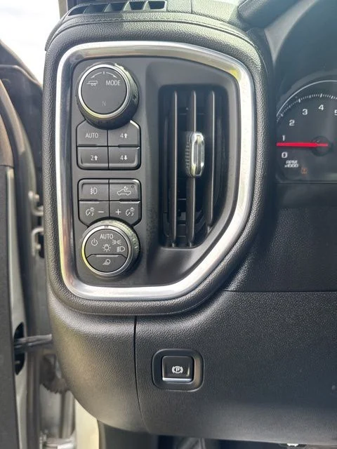 Used 2020 Silver Chevrolet LTZ image 16