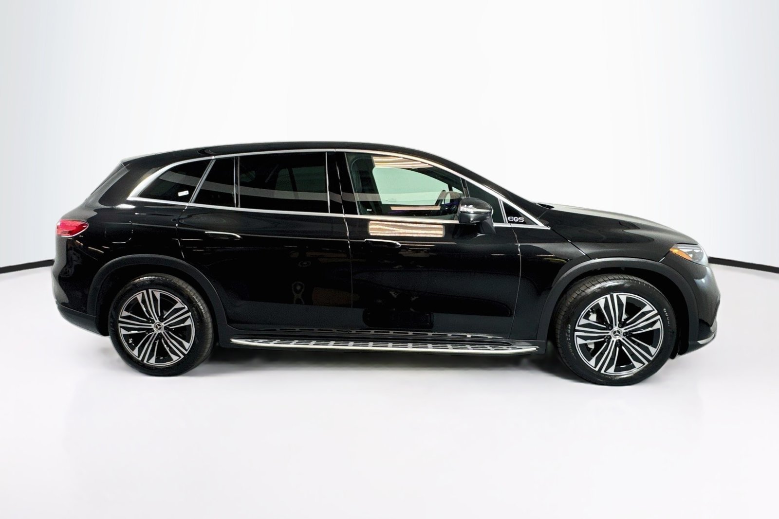 Certified Used 2024 Obsidian Black Metallic Mercedes-Benz EQS 450 image 4