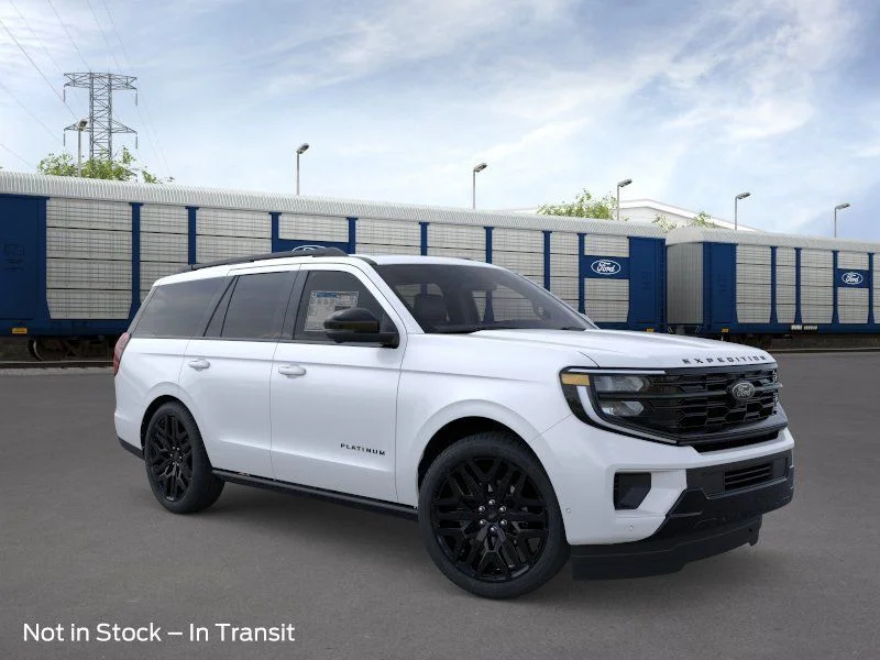 New 2026 Star White Metallic Tri-Coat Ford Platinum® image 7