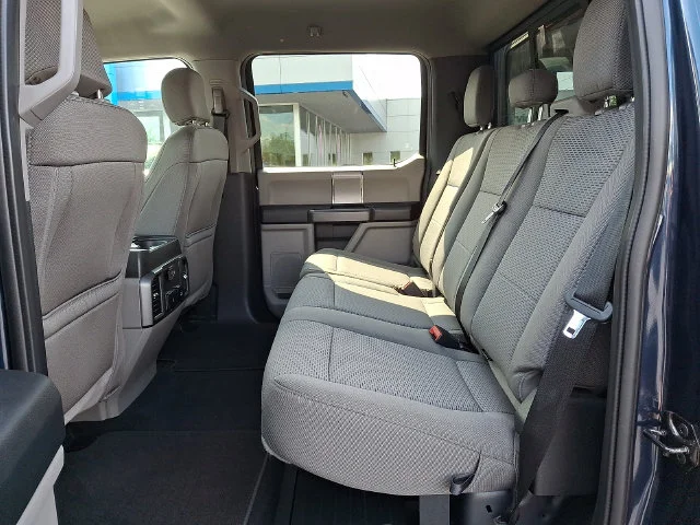 Used 2020 Blue Ford XLT image 11