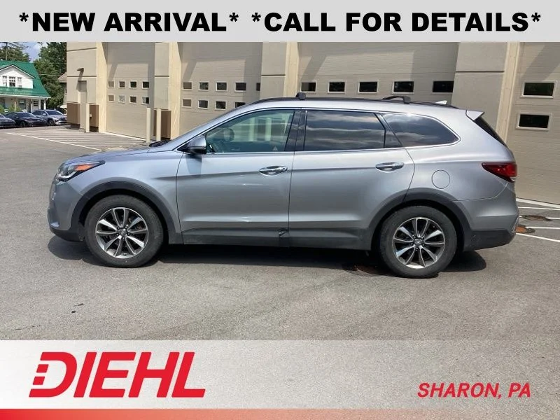 Used 2017 Gray Hyundai SE image 4