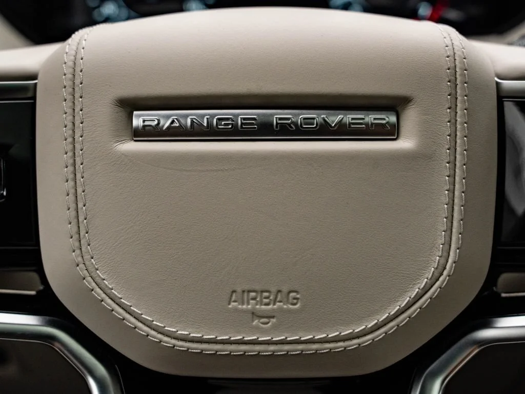 Used 2022 SVO Premium Palette Blue Land Rover R-Dynamic HSE image 32