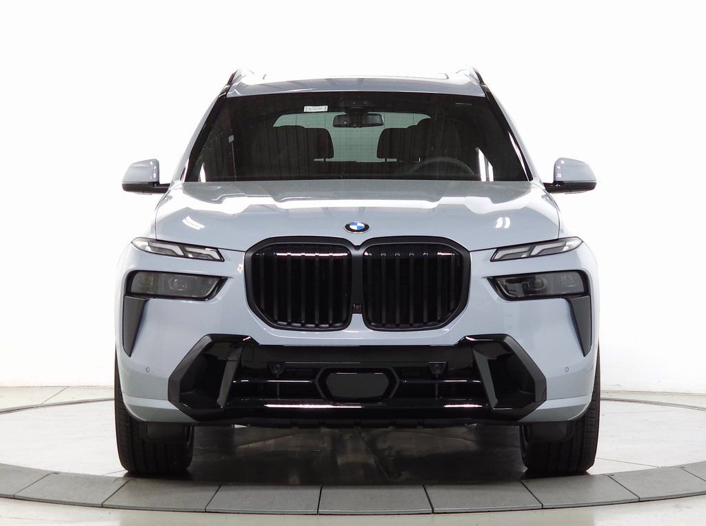 Used 2026 Gray Metallic BMW xDrive40i image 2