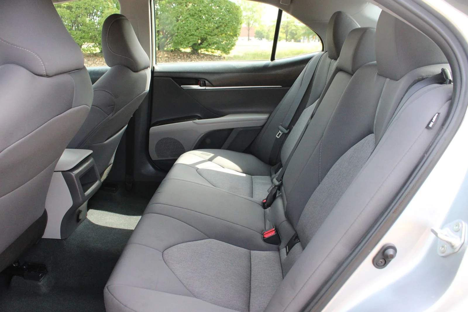 Used 2023 Silver Toyota LE image 8