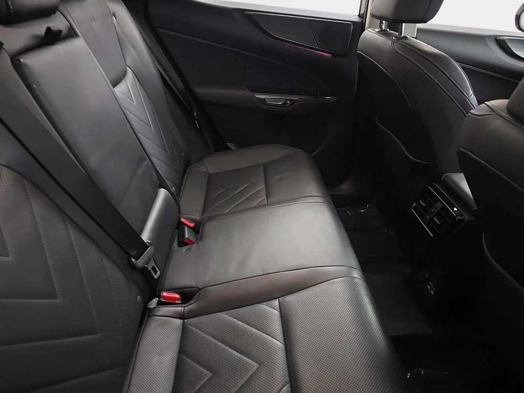 Used 2022 White Lexus 450h+ Luxury image 13