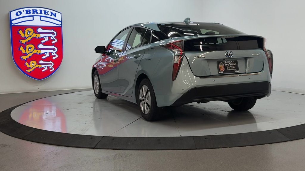 Used 2017 Pearl Toyota Four image 6