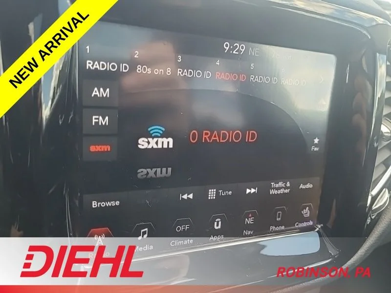 Used 2018 White Jeep Limited image 11