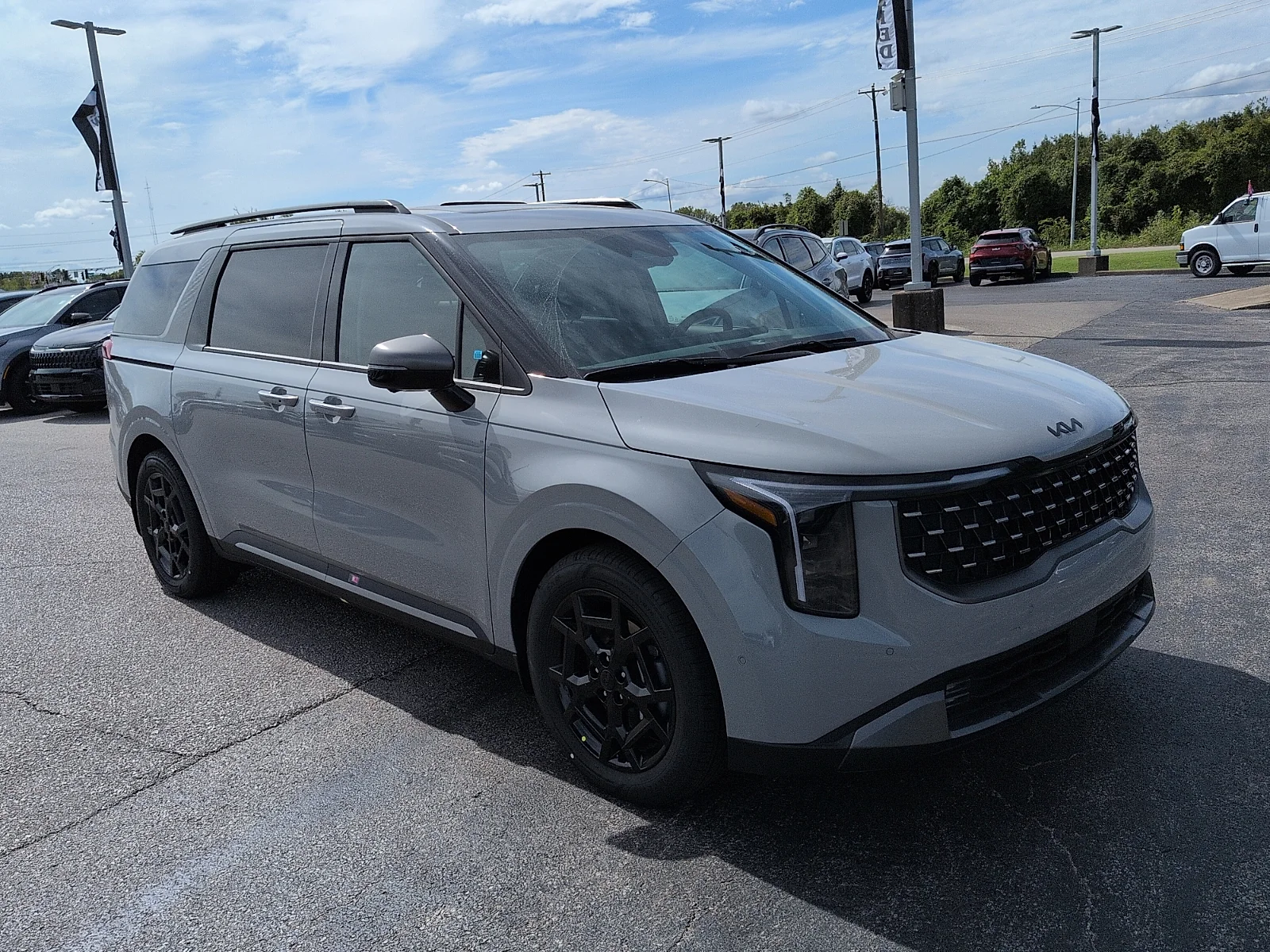 2027 Kia Carnival SX