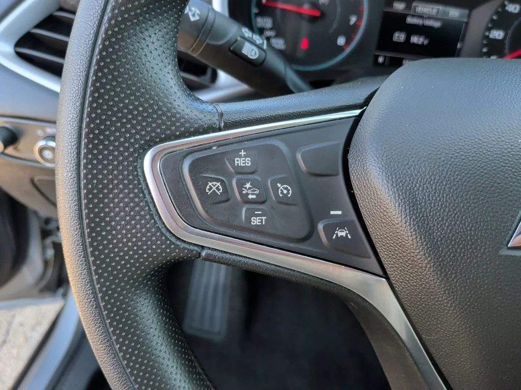Used 2025 Gray Chevrolet LT image 17