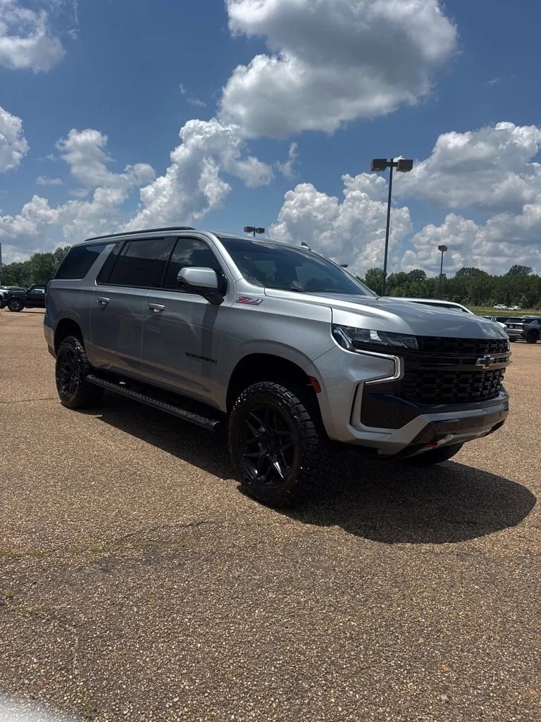 Used 2024 Sterling Gray Metallic Chevrolet Z71 image 3