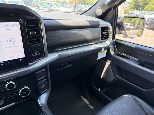 New 2026 Star White Metallic Tri-Coat Ford Lariat® image 22