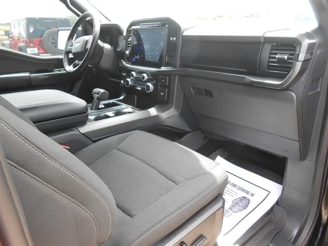 Certified Used 2024 Agate Black FORD  image 8