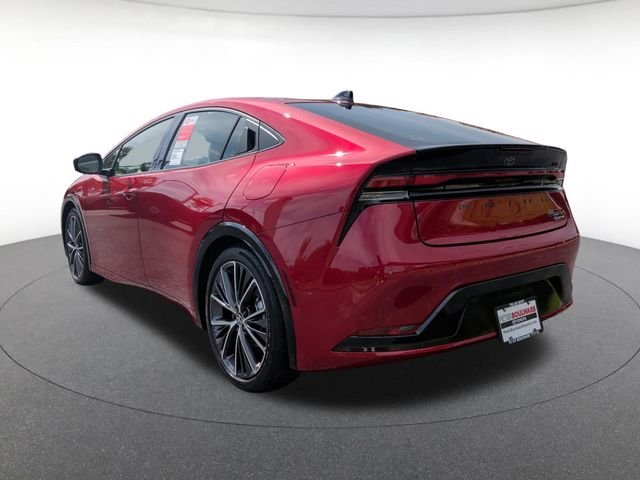 New 2026 Supersonic Red Toyota XLE image 4