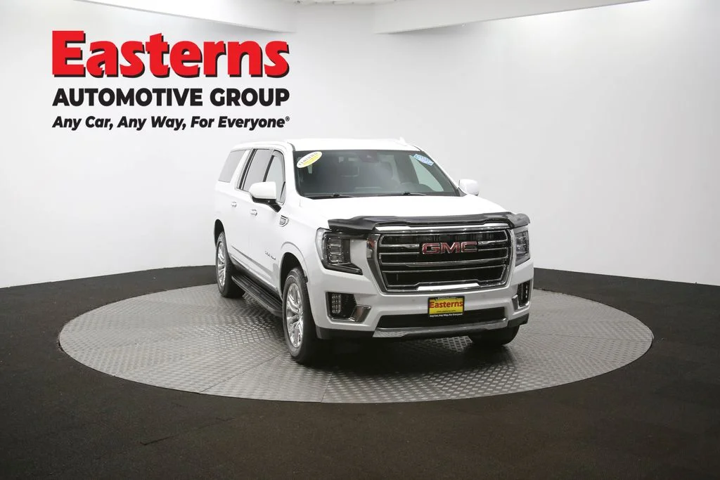 Used 2023 White GMC SLT image 55