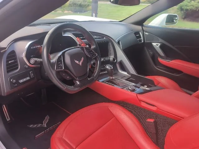 Used 2017 White Chevrolet Grand Sport image 21