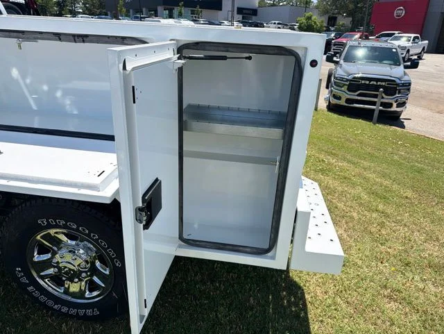 New 2026 Bright White Clear-Coat Exterior Paint RAM Tradesman image 20