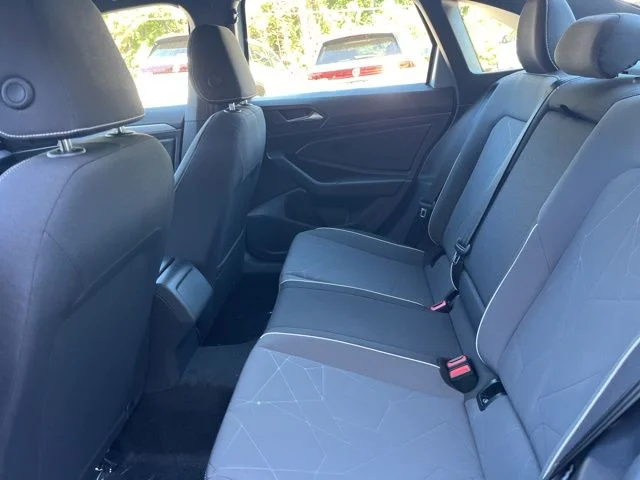 2026 Volkswagen Jetta Sport - Photo 12