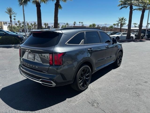 Used 2022 Gravity Gray Kia SX-Prestige image 5