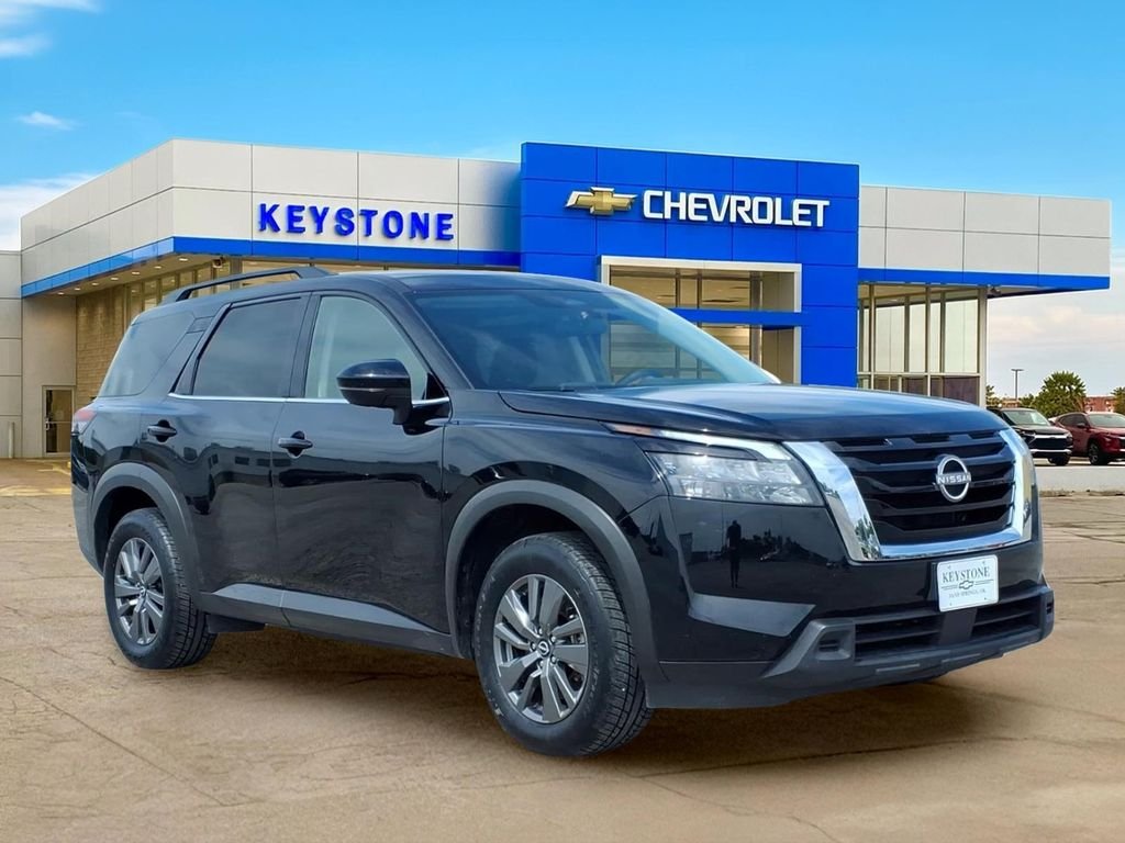 2025 Nissan Pathfinder SV 2WD's photo