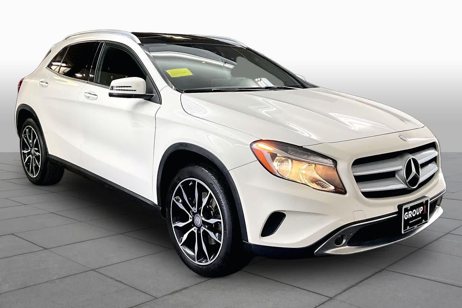 Used 2017 Cirrus White Mercedes-Benz GLA 250 image 3