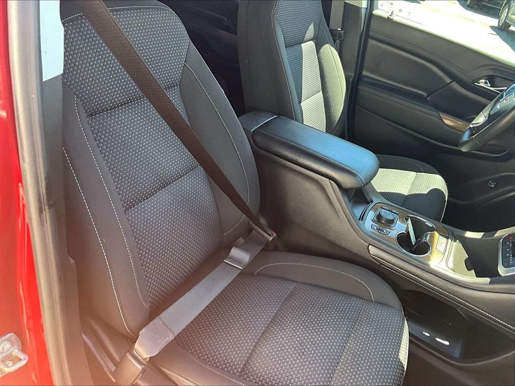 Used 2023 Volcanic Red Tintcoat GMC SLE image 11