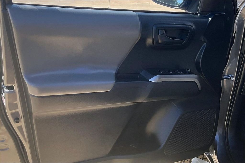 Used 2018 Gray Toyota SR5 image 22