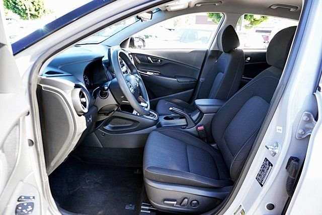 Used 2023 Silver Hyundai SEL image 13