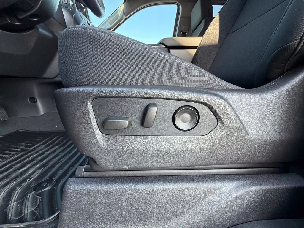 New 2026 Onyx Black GMC Pro image 32