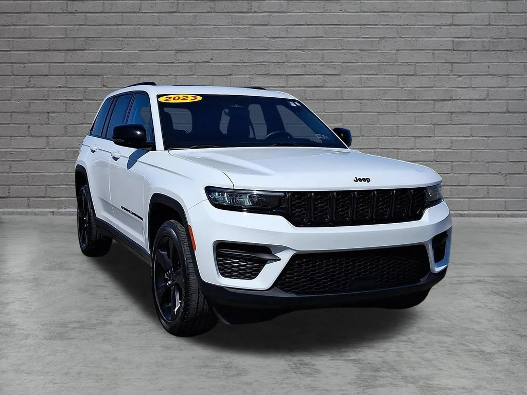 Used 2023 Bright White Clearcoat Jeep Altitude image 2