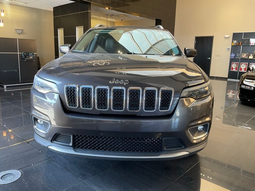 Used 2019 Jeep Cherokee Limited with VIN 1C4PJMDX6KD281713 for sale in Kansas City