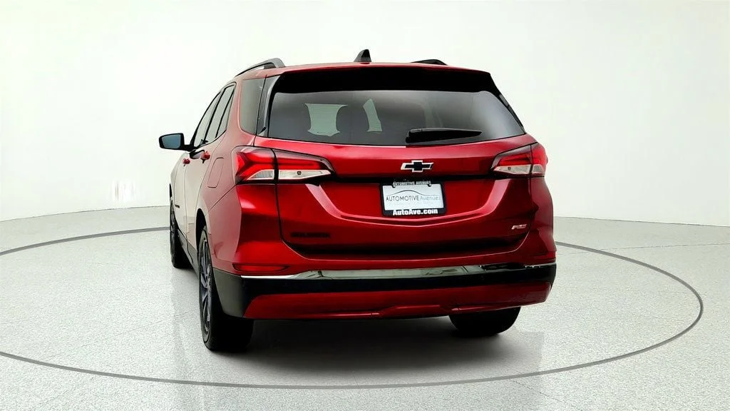 Used 2023 Radiant Red Tintcoat Chevrolet FWD 4dr RS w/ Leather Pkg & Safety/Infotainment Pkg image 6