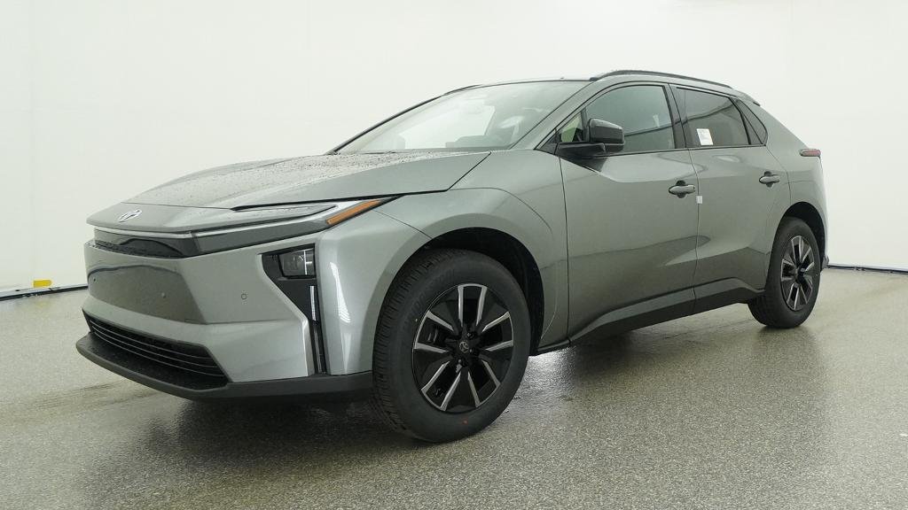 New 2026 Heavy Metal Toyota XLE image 6