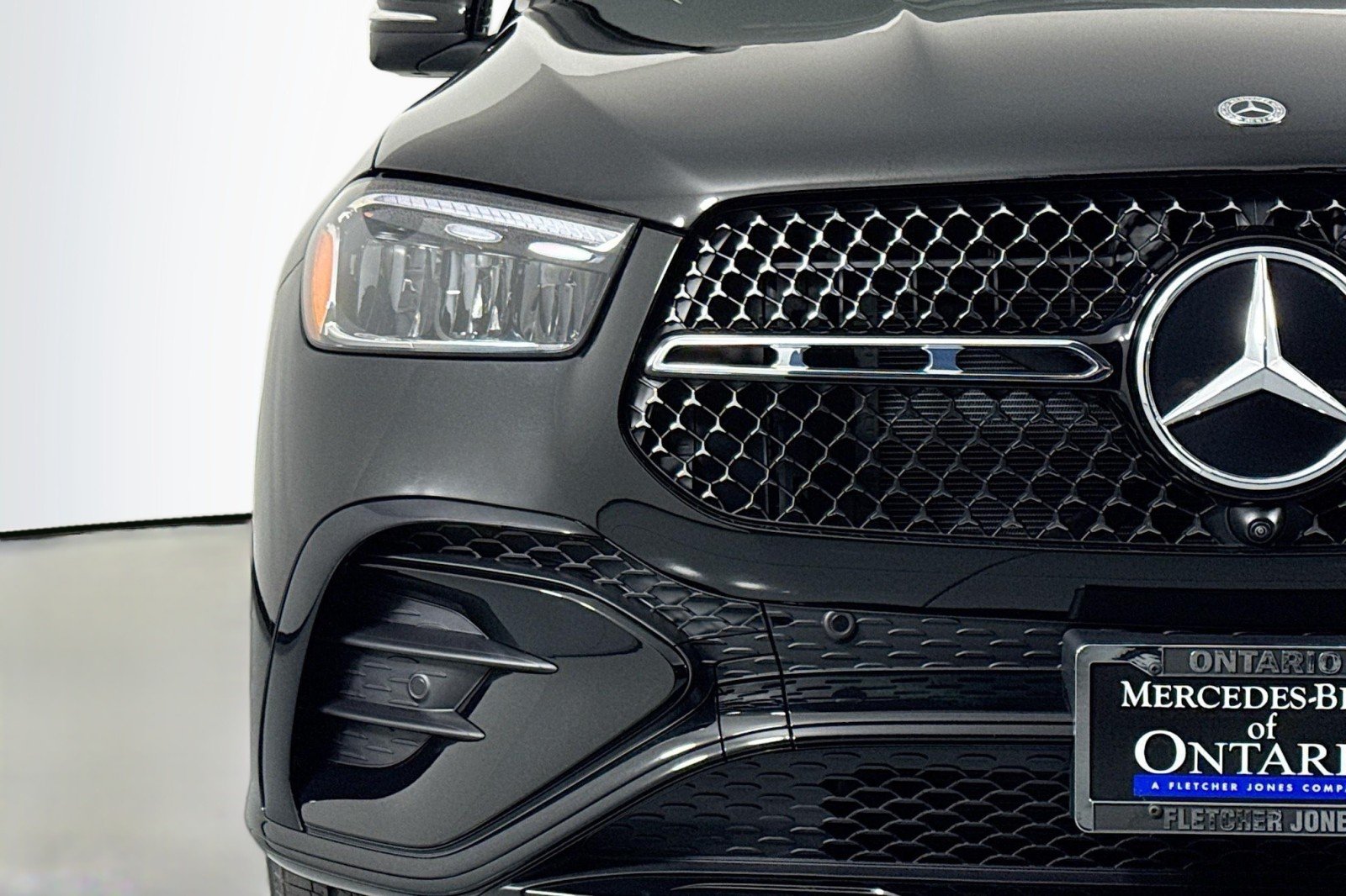 New 2026 Obsidian Black Metallic Mercedes-Benz GLE 350 4MATIC® SUV image 9