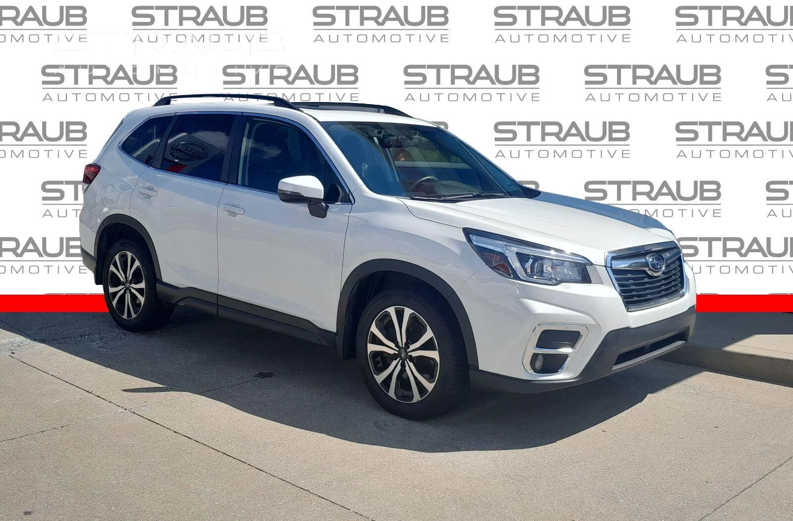 Used 2019 Crystal White Pearl Subaru Limited image 1