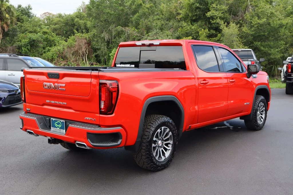 Used 2021 Red GMC AT4 image 9
