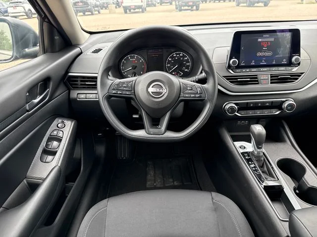 Used 2025 Black Nissan 2.5 S image 13