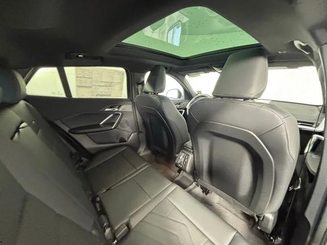 New 2026 Black Sapphire Metallic BMW xDrive28i image 40