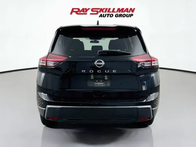 2025 Nissan Rogue SV - Photo 6
