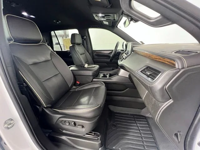 Used 2022 White Chevrolet Premier image 40