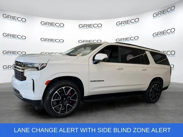 Used 2022 White Chevrolet RST image 3