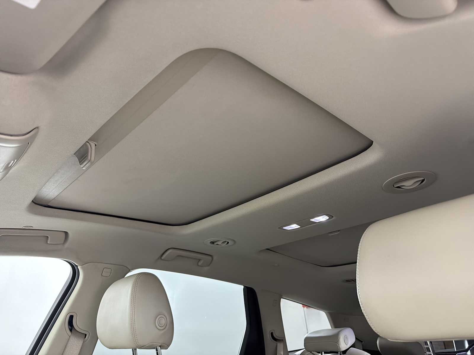 Used 2018 Includes Satin Nickel lower exterior accent color. Buick Premium image 35