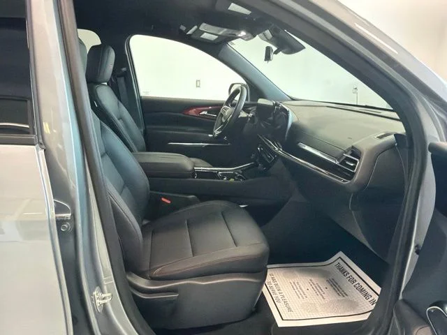 Used 2026 Gray Chevrolet Z71 image 35
