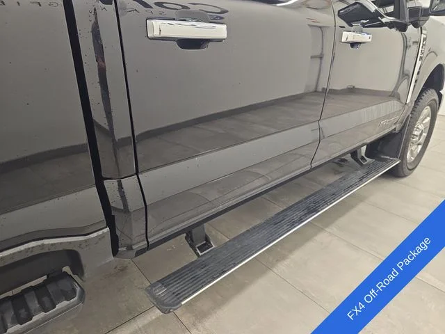 Certified Used 2025 Agate Black Metallic Ford King Ranch image 17