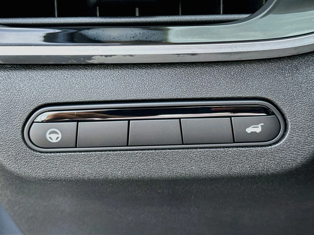 New 2027 Blue INFINITI LUXE image 10