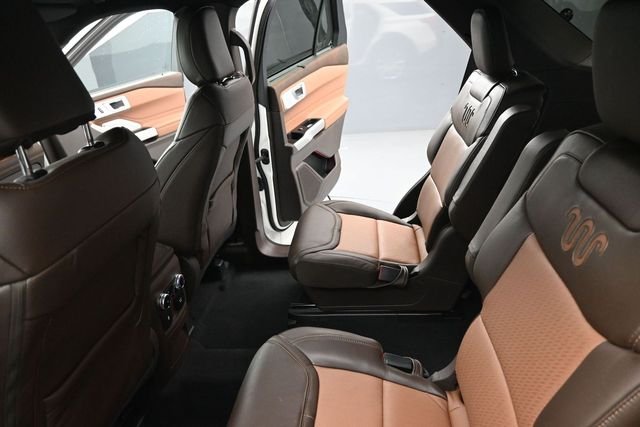 Used 2023 White Ford King Ranch image 15
